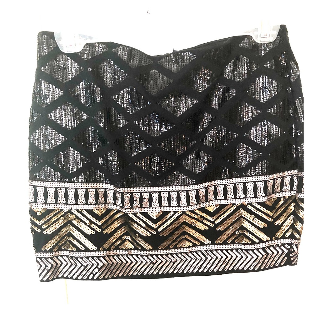 Express sequin mini skirt